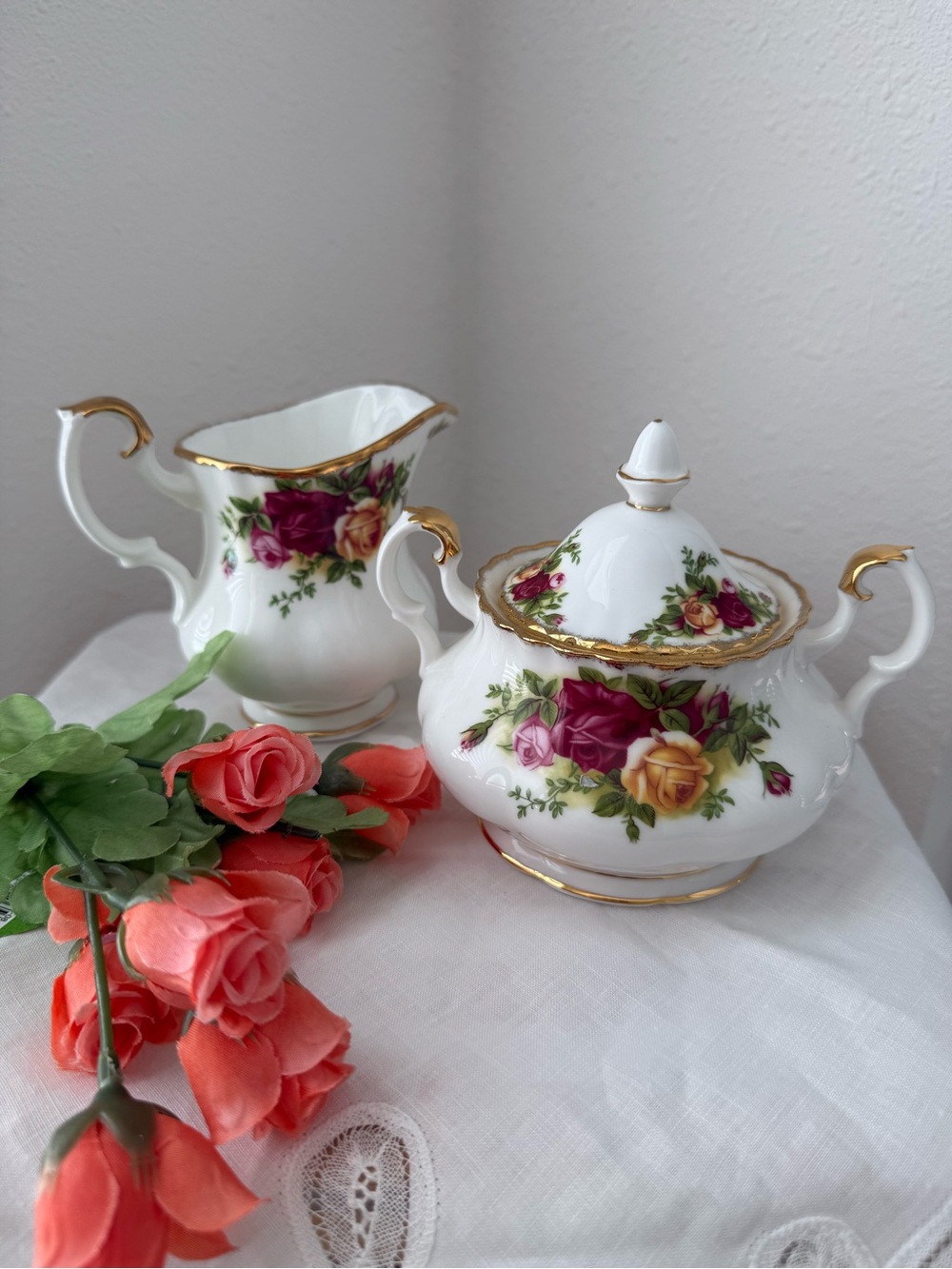 Royal Albert old country, Rose, coffee creamer set